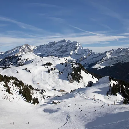 Cristel 2 By Interhome شقة